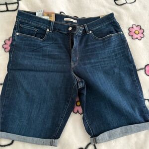 Levi’s Bermuda women shorts